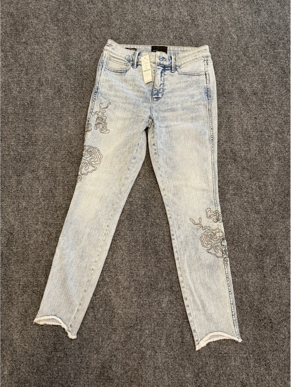 NWT White House Black Market High Rise Stretch Skinny Jeans Sz4With Embellishing